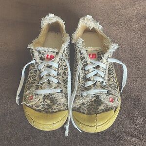 Athletic, Casual shoes